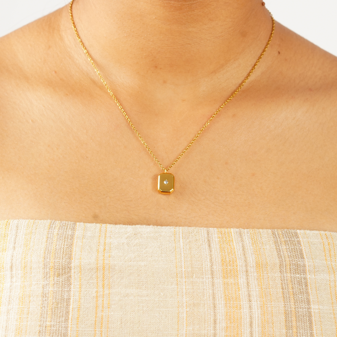 RECTANGLE RHINESTONE NECKLACE