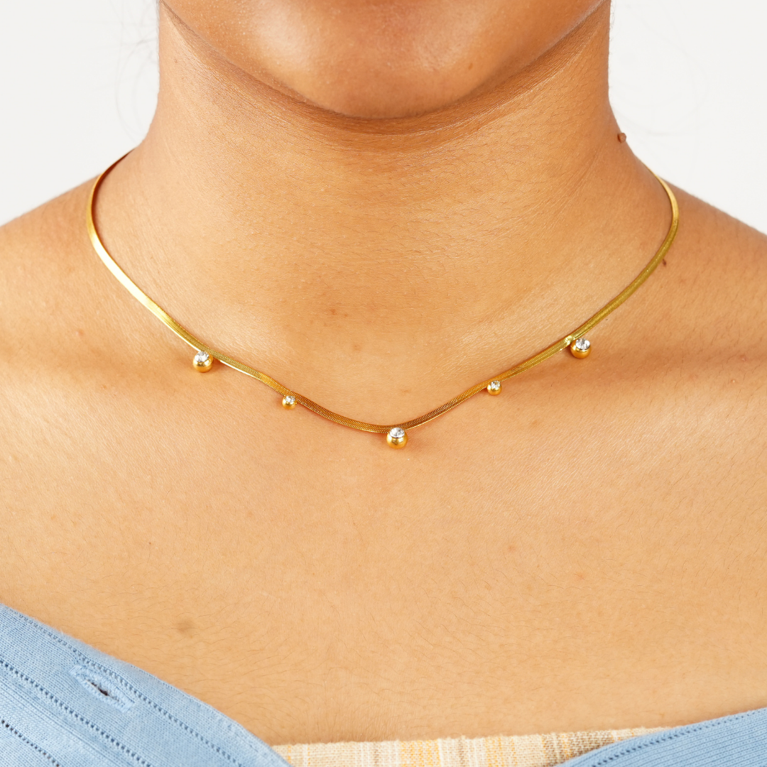 STUDDED ZIRCON NECKLACE