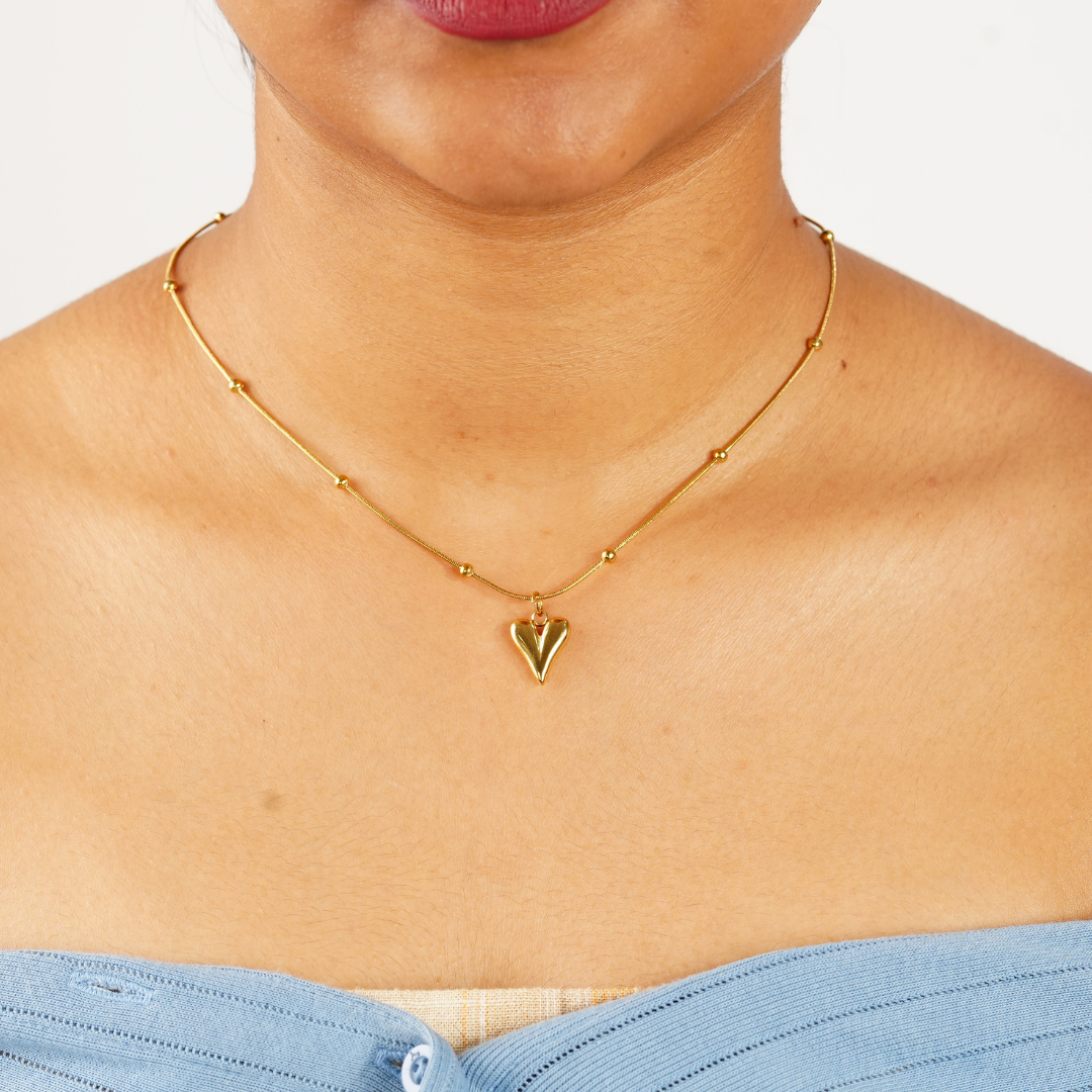 HEART PENDANT NECKLACE