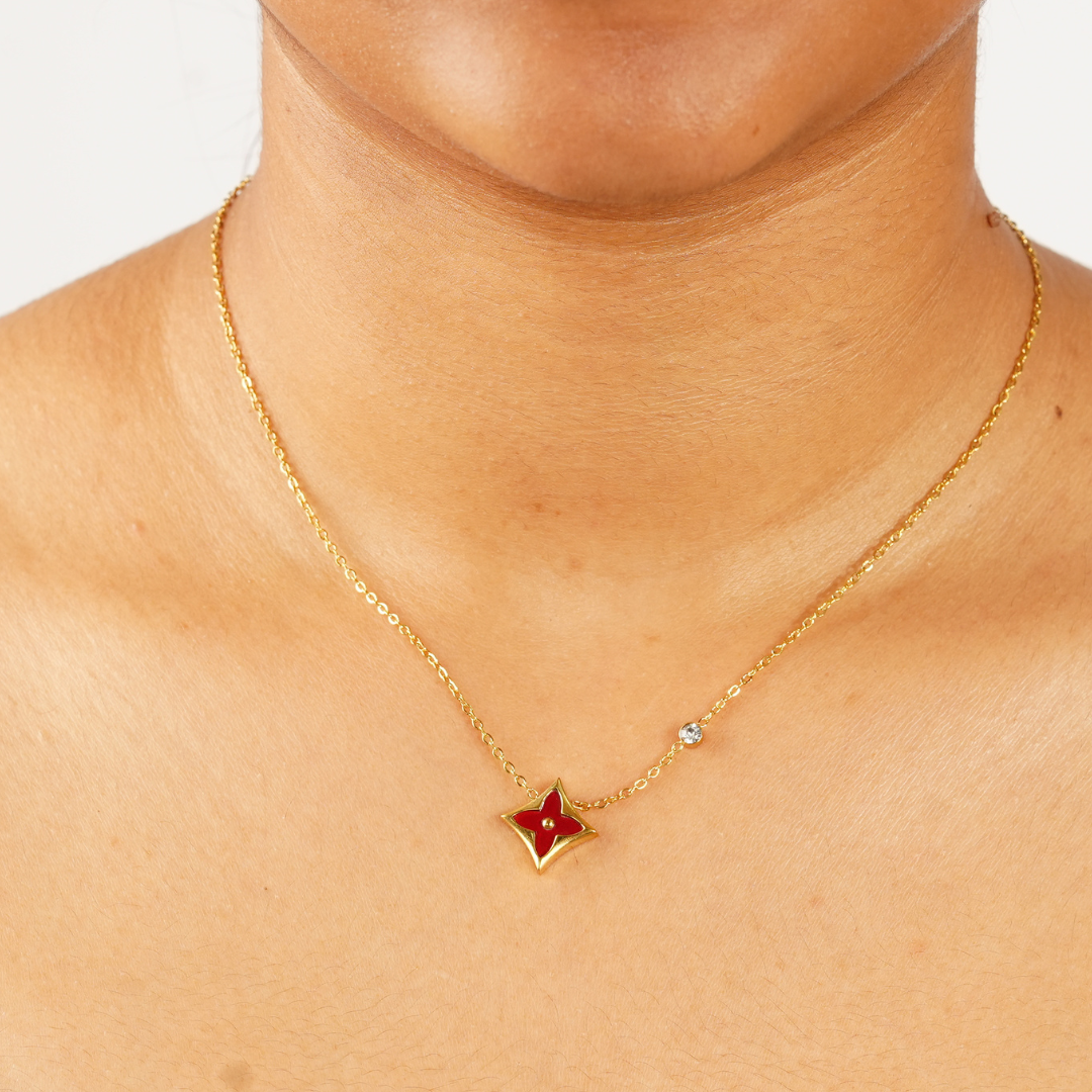 ELEGANT NECKLACE