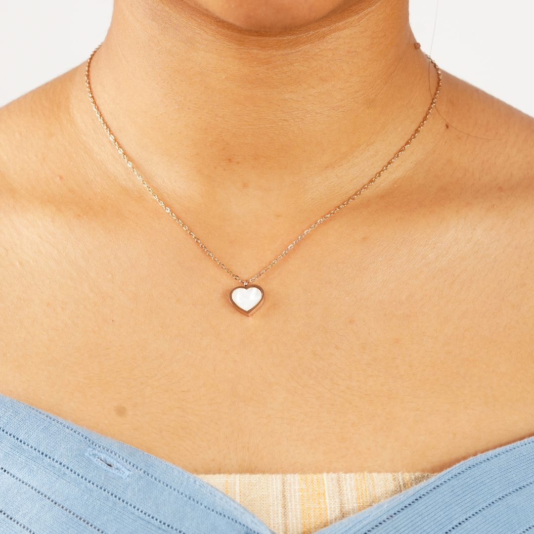 DOUBLE SIDE HEART NECKLACE (BLACK&WHITE)