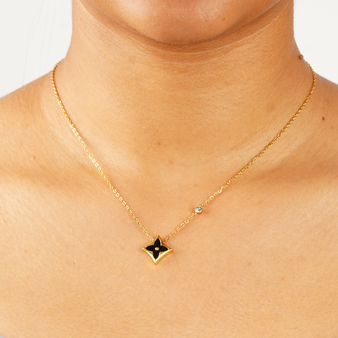 ELEGANT NECKLACE