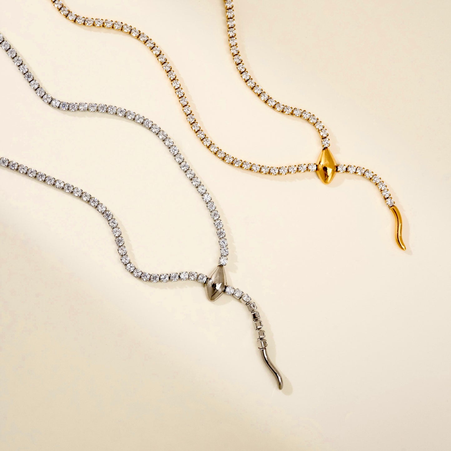 SILVER LOCKBONE DIAMOND CHAIN NECKLACE