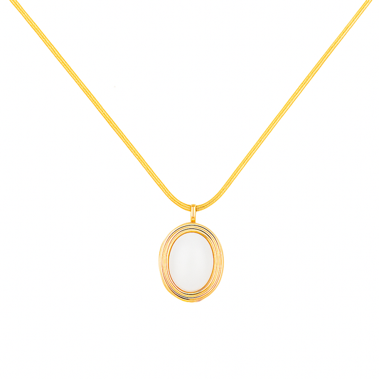CLASSIC WHITE STONE NECKLACE