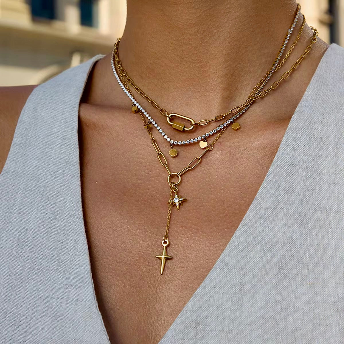 MINIMALIST CLAVICLE ZIRCON NECKLACE