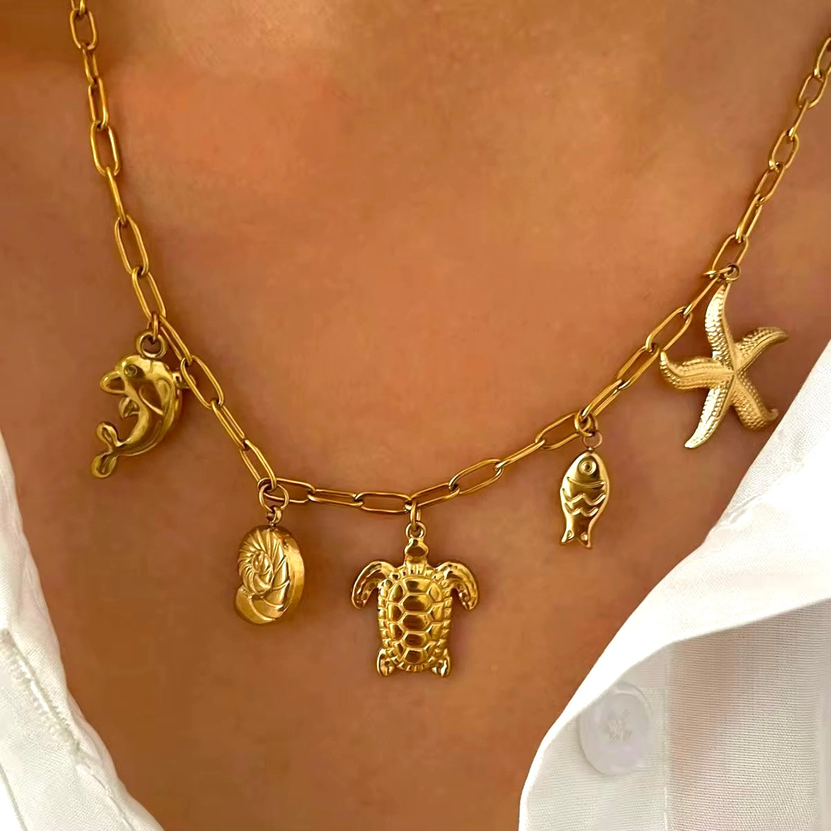 GOLDEN SEA GODDESS NECKLACE