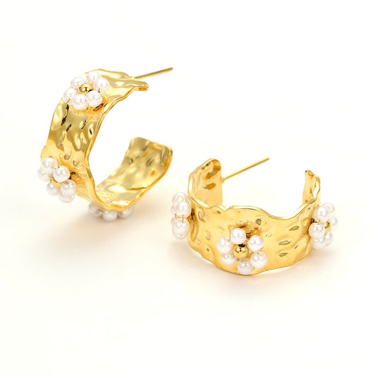 PEARL HOOP EARRINGS