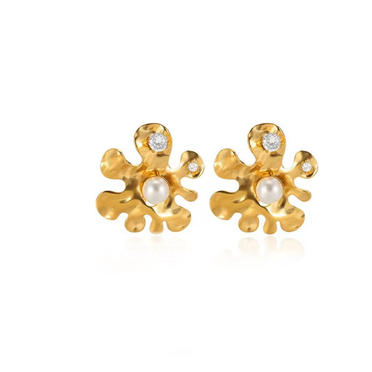 FLOWER PEARL EAR STUD