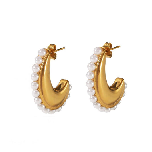 CRESCENT SHAPED HOOP EARRINGS WITH PEARLS