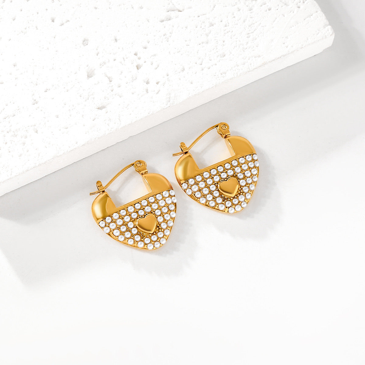 CASUAL HOOP EARRINGS